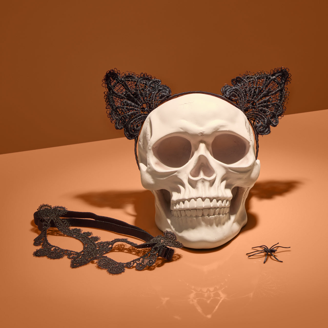 500690-CreativeProductShoot-Halloween-LaceHeadband_Mask-2pc-BlackCat-1-1280x1280px