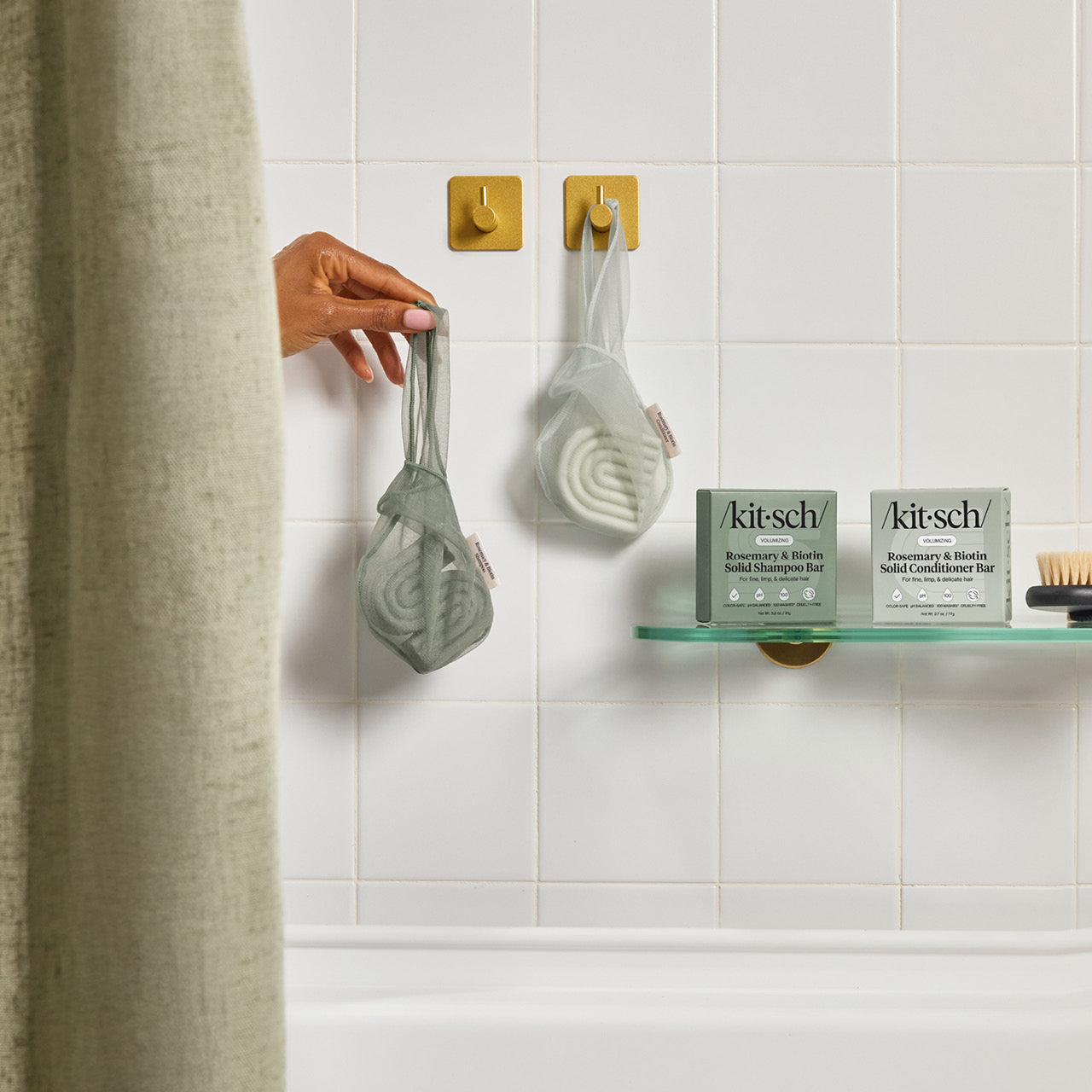 501482-501475-64945-64952-CreativeProductShoot-BottleFreeBeauty-Rosemary_Biotin-Group-1280x1280px