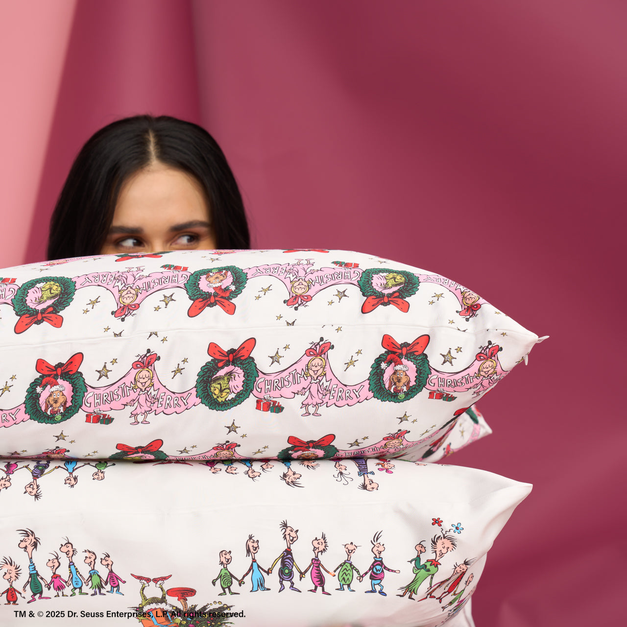 503240-503257-503226-503233-TheGrinchxKitsch-Standard_KingSatinPillowcase-CindyLouWho-Whoville-Model-1280x1280px