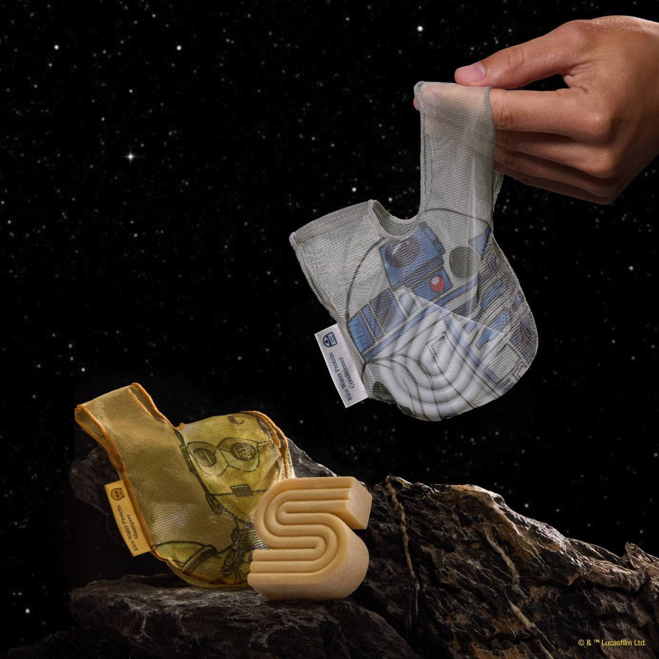 504544-504551-504506-504513-StarWarsxKitsch-CreativeProductShoot-BarSaverBag-Shampoo_Conditioner-2-1280x1280px_eef71817-2200-4463-8004-d9d3d5a6ca65
