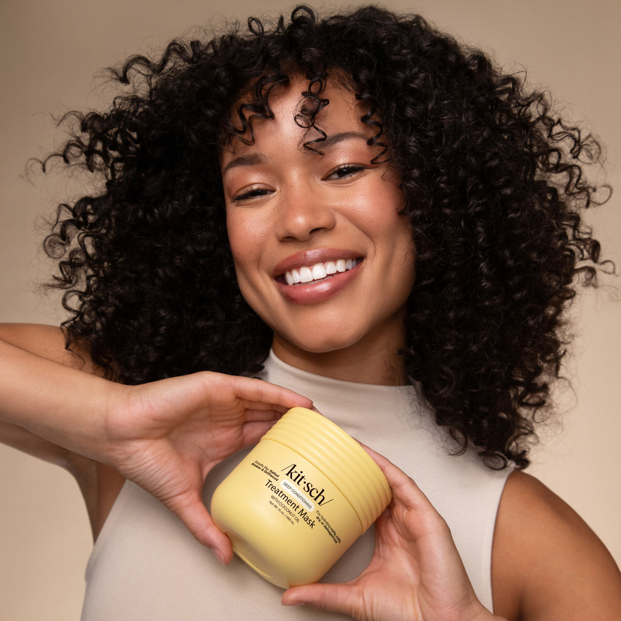 504742-DeepConditioning-TreatmentMask-CoconutOil-HairCare-Model-5-1280x1280px