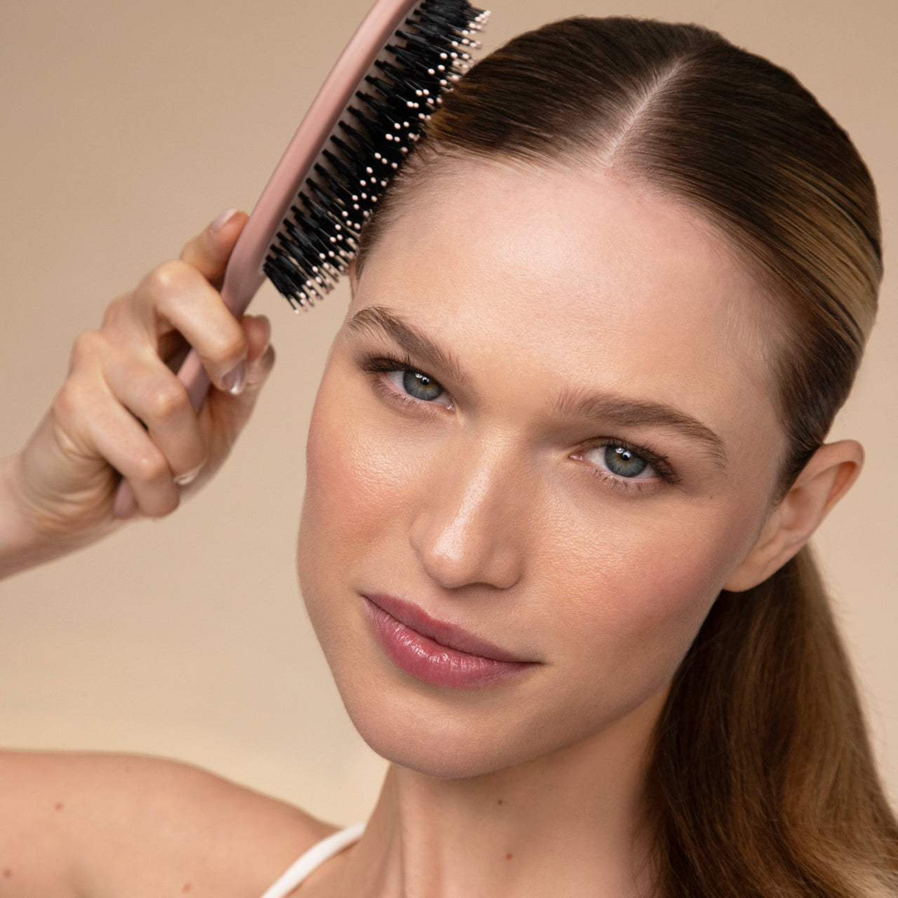 505770-Smooth_Polish_Brush_Terracotta-Pro-Model-1280x1280px