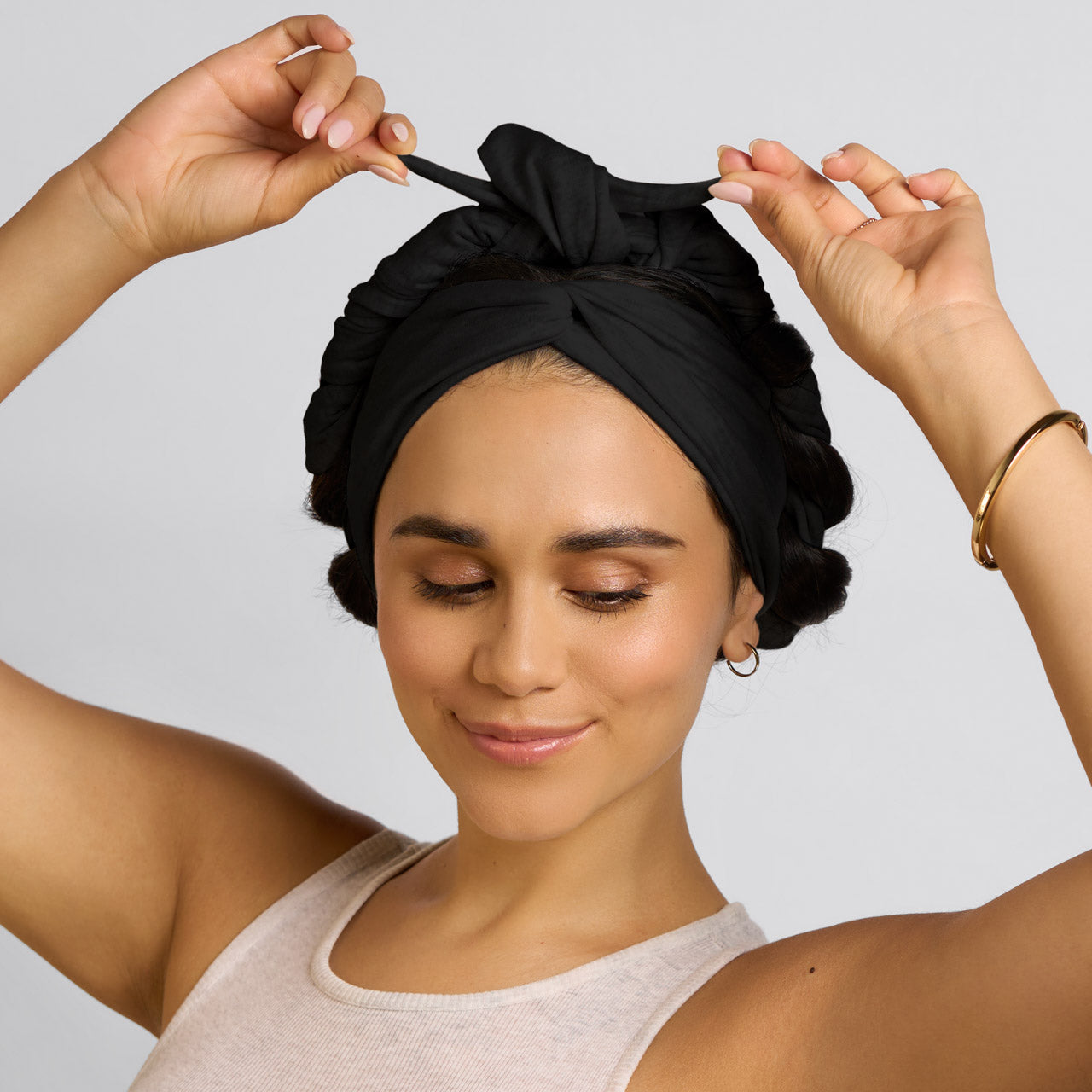 506463-Set_FlowActiveHeadband-Black-Sleep-Model-1280x1280px