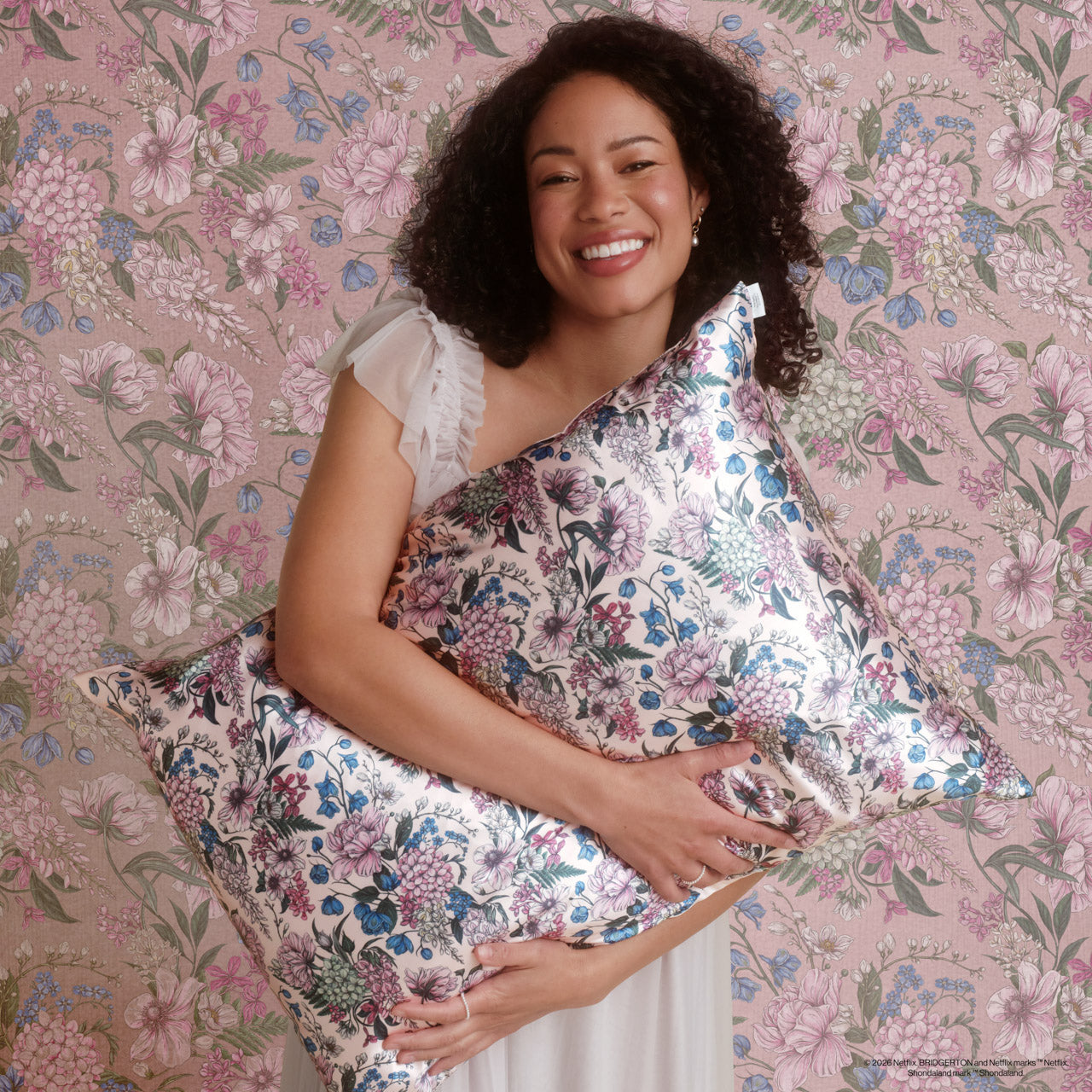 507392-BridgertonxKitsch-StandardSatinPillowcase-Wisteria-Model-3-1280x1280px_eb330629-4e3e-4e5d-8d19-e64896e09c50