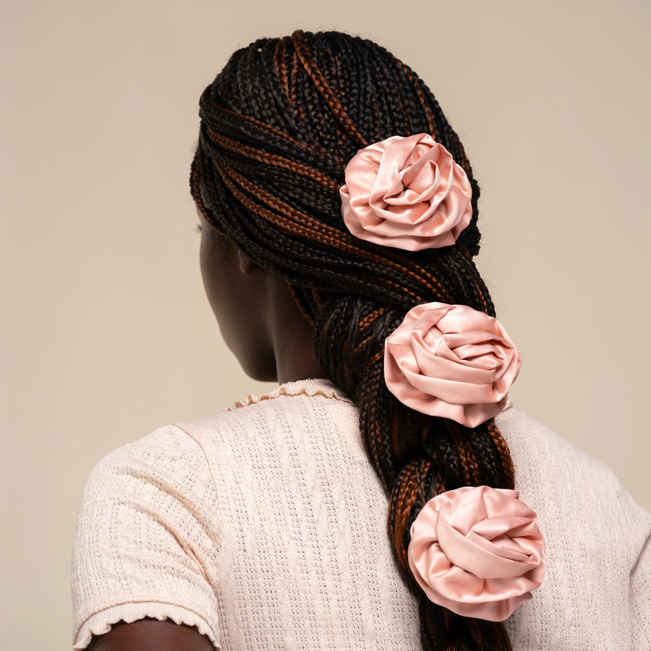 508610-SatinRosetteMediumFlatCloudClip-TrendHairAccessories-Terracotta-Model-Hair-1280x1280px