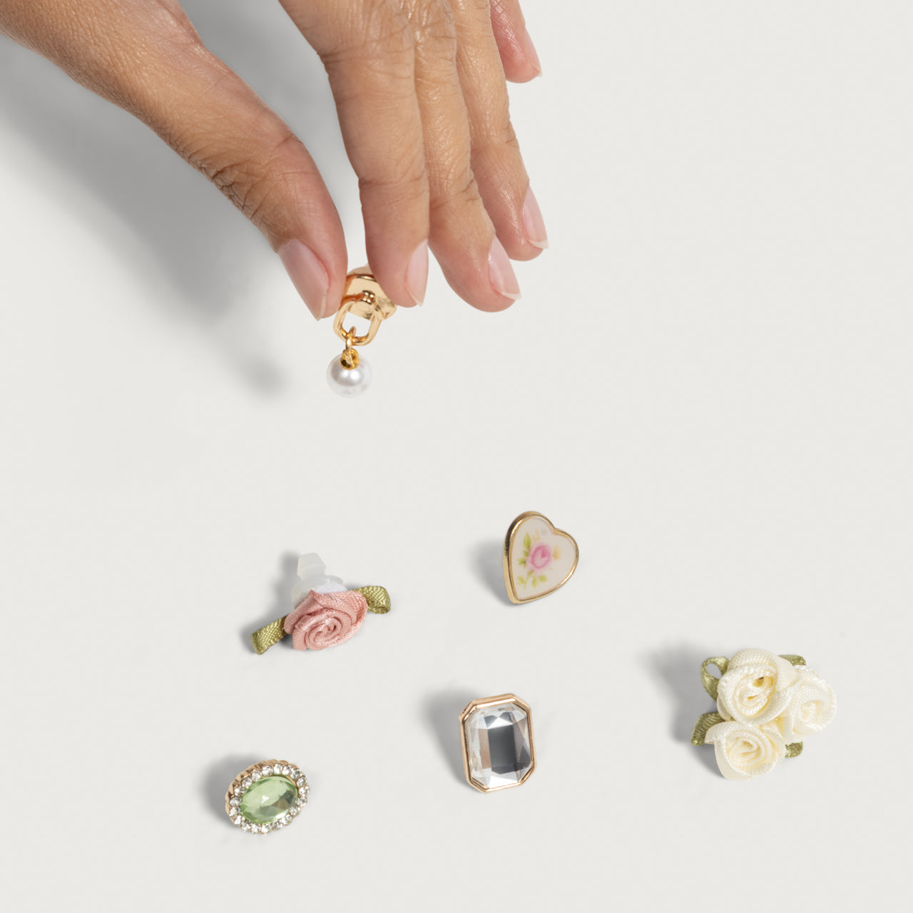 509082-KitschPopTM-Charms6pcSet-VintageIvory-model-1280x1280px