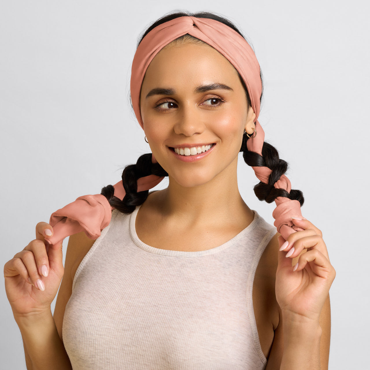 510194-Set_FlowActiveHeadband-Terracotta-Sleep-Model-5-1280x1280px
