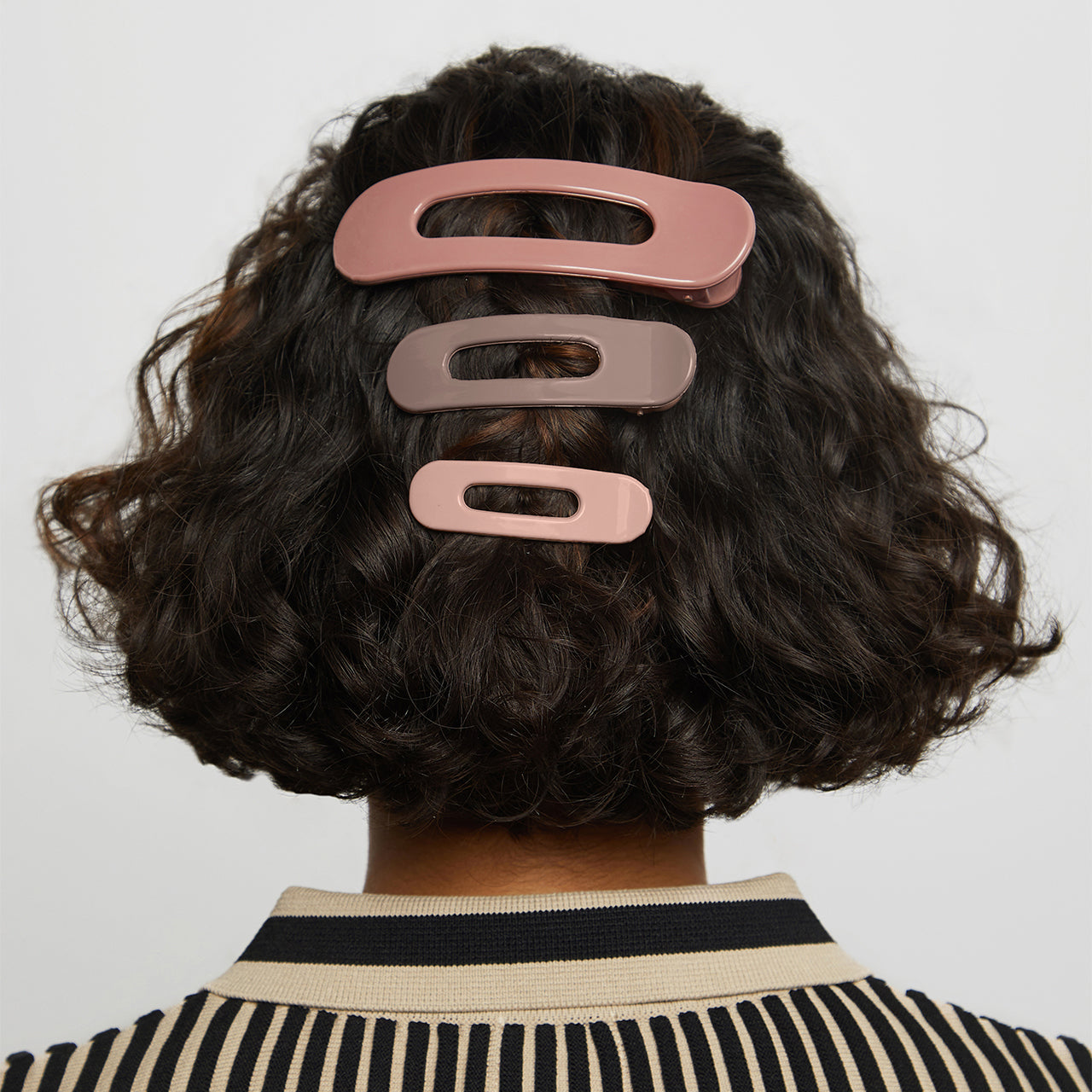 60039-RecycledPlastic-UltraGlossy-FlatLayClawClips-3pc-Model-Hair-Terracotta-1280x1280px