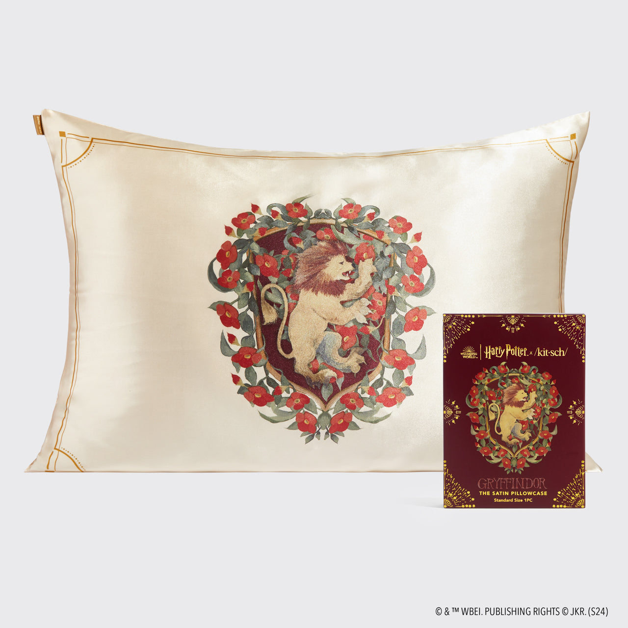 66611-HarryPotterxKitsch-StandardSatinPillowcase-Gryffindor-hero-1280x1280px_180b0207-d8c2-4d5a-831a-5a3a4613d7ea