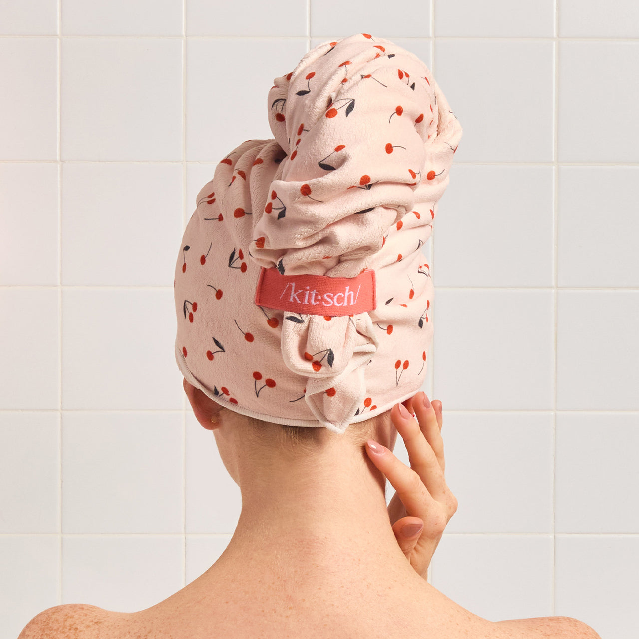 69964-XLHairTowelWrap-SeasonalCollection-CherryPrint-Model-2-1280x1280px