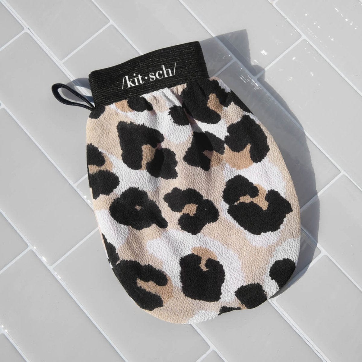 eco-friendly-exfoliating-glove-leopard-329335