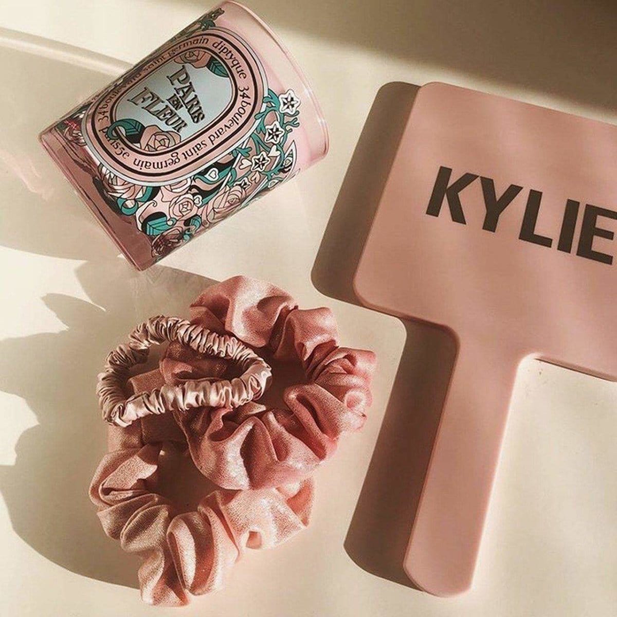 satin-sleep-scrunchies-blush-473802
